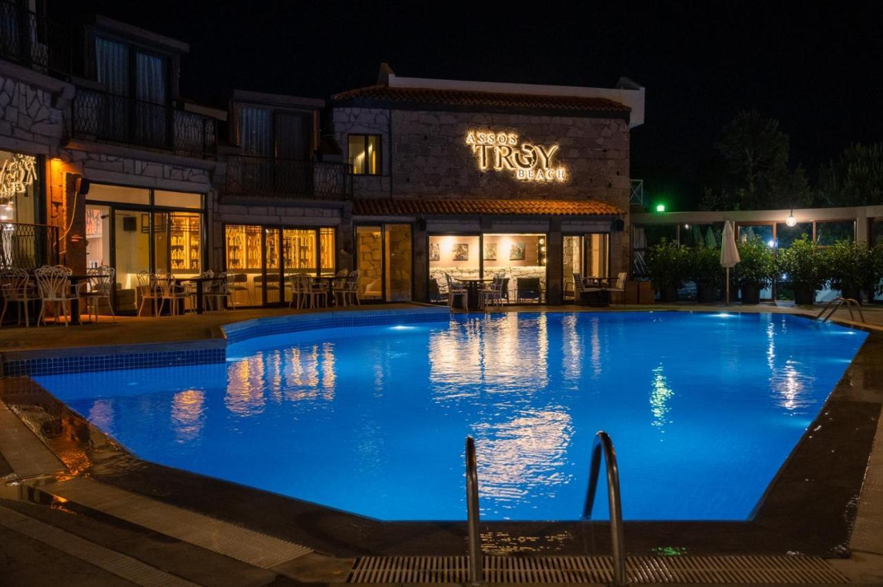 Assos Troy Beach Hotel Bagian luar foto