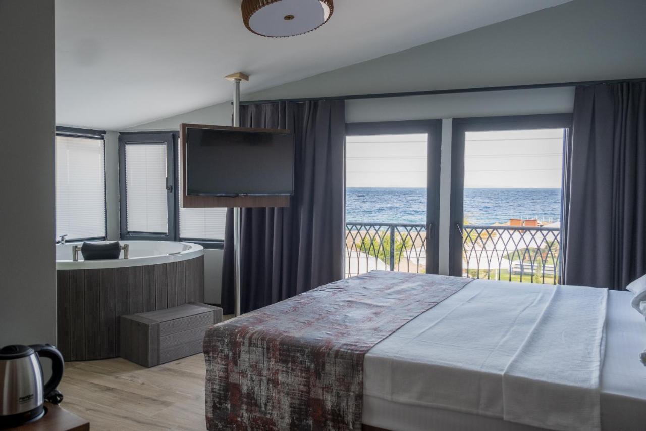 Assos Troy Beach Hotel Bagian luar foto