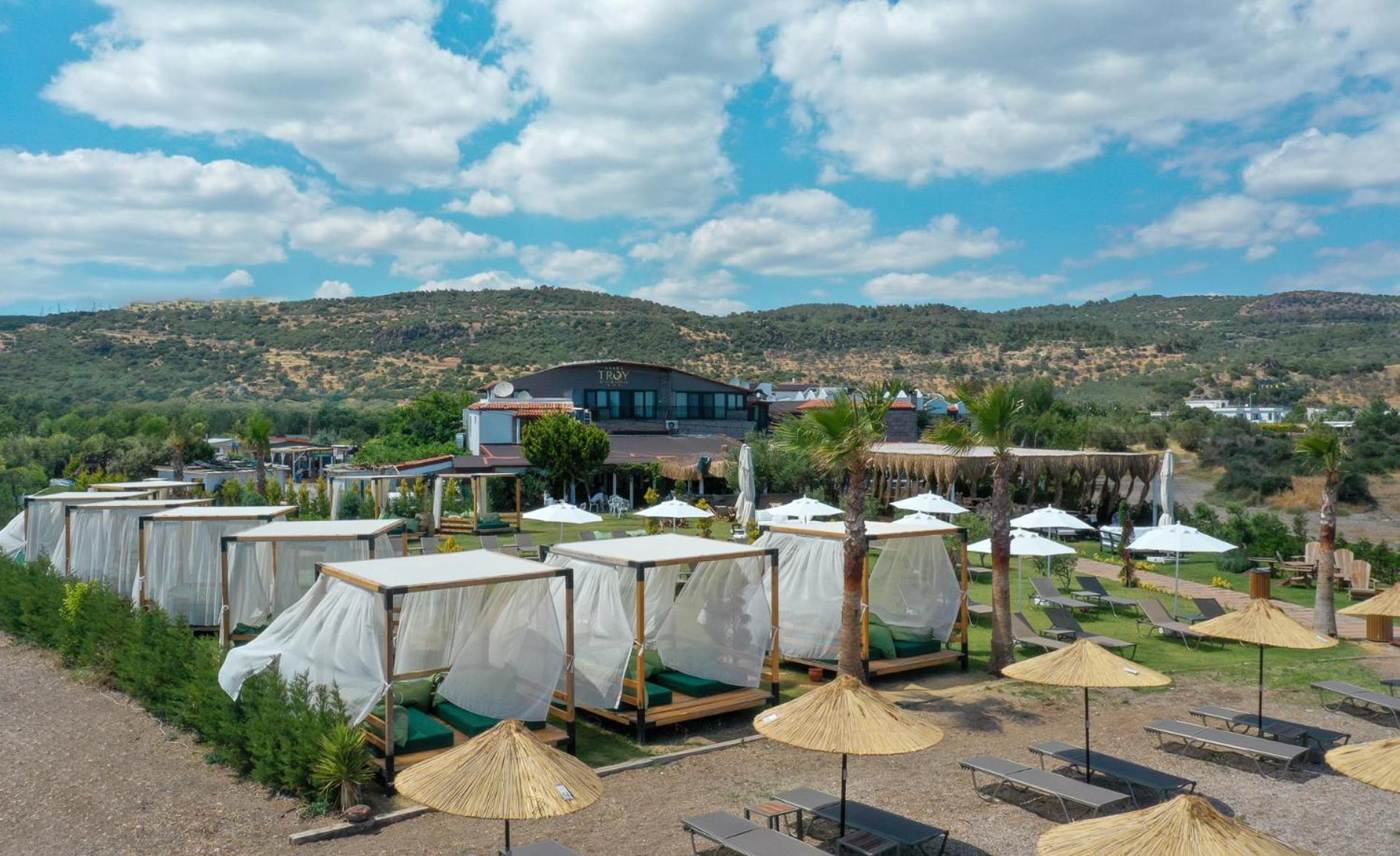 Assos Troy Beach Hotel Bagian luar foto