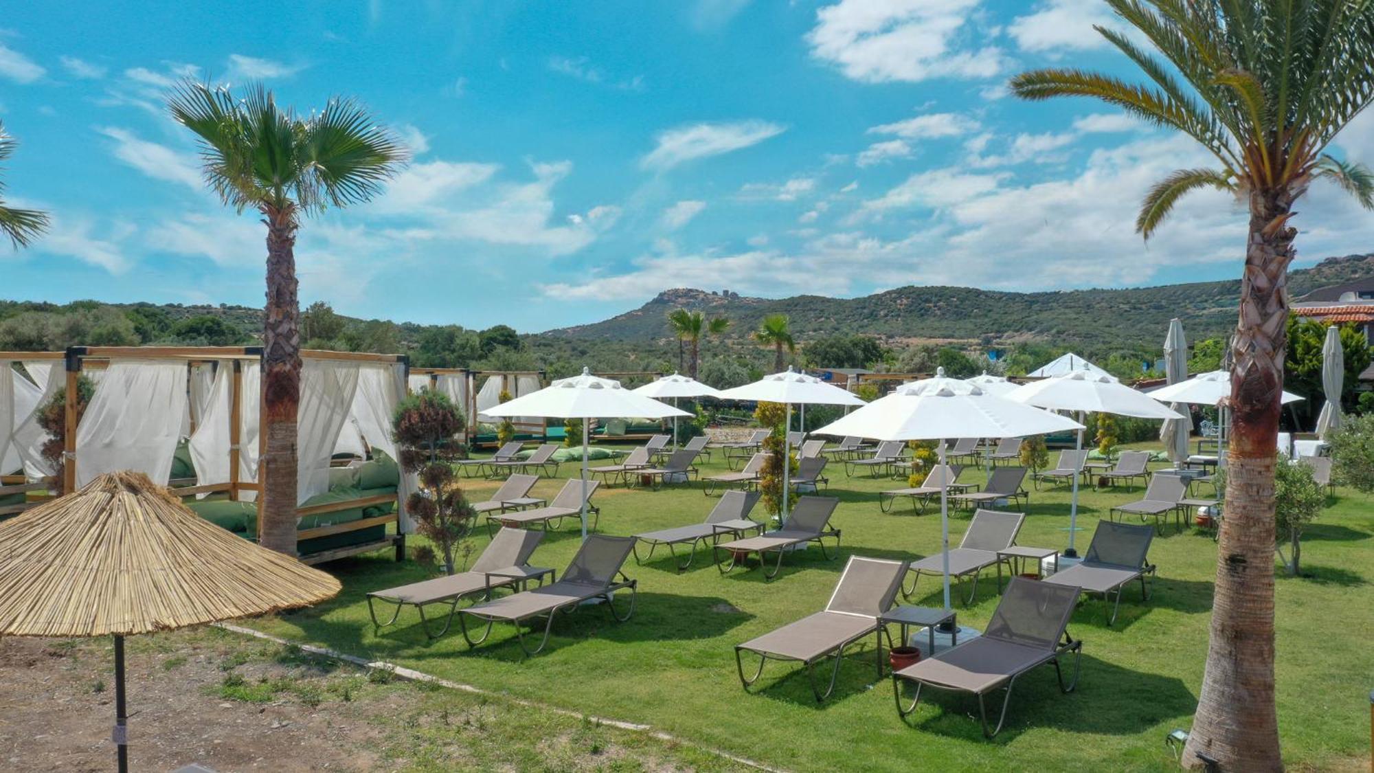 Assos Troy Beach Hotel Bagian luar foto