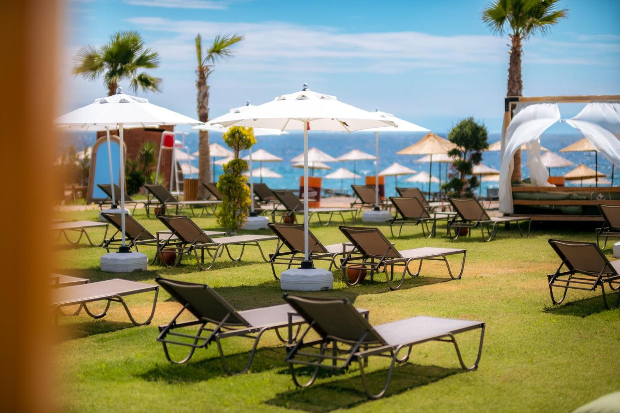 Assos Troy Beach Hotel Bagian luar foto